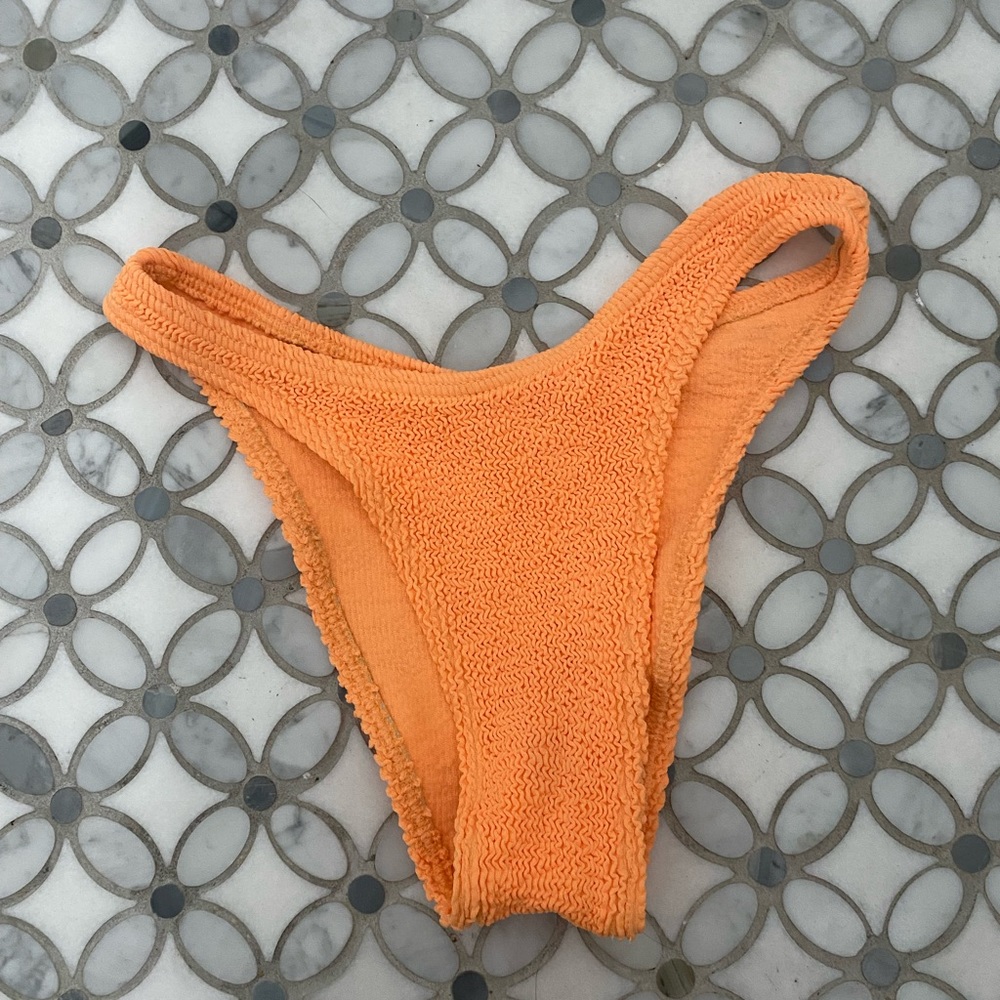 ⭐️Bond eye OS bottom⭐️